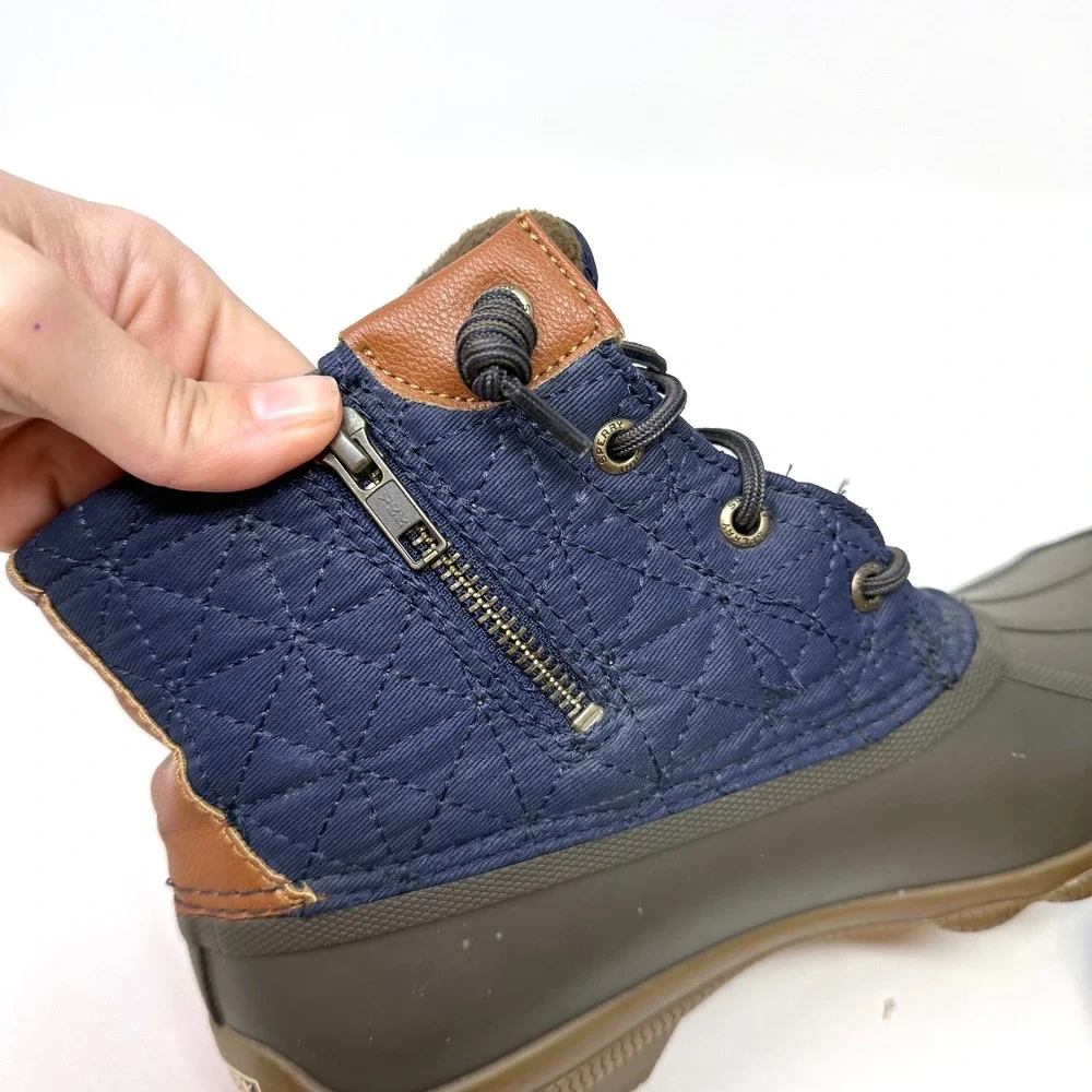 Sperry Saltwater Quilted Duck Boot Navy Size‎ 7